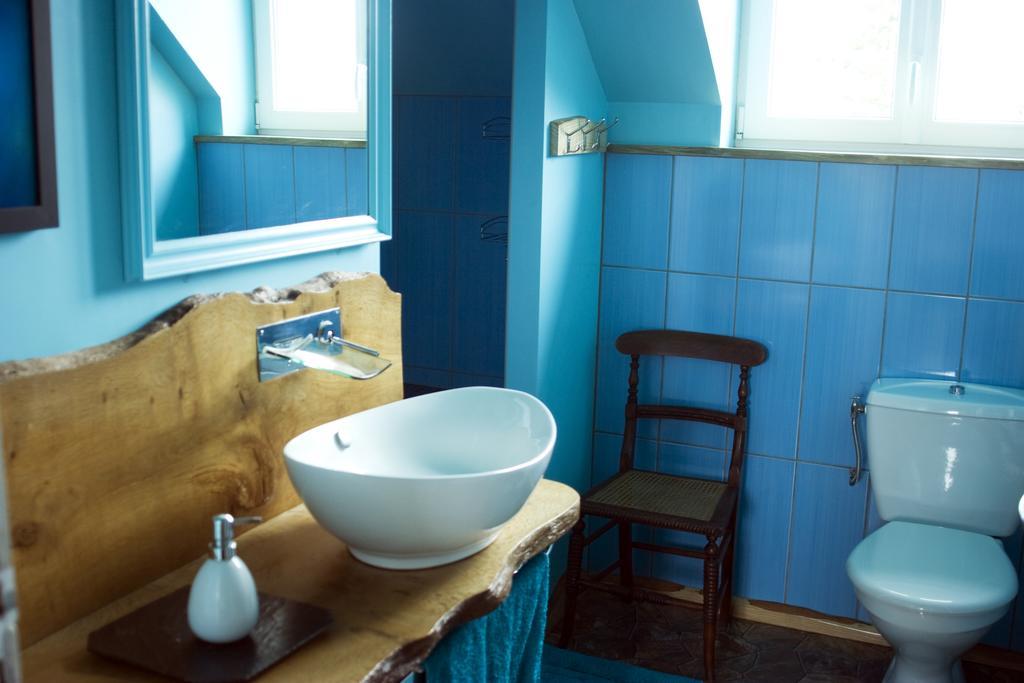 Saint-Symphorien-des-Monts La Nesliere Chambres D'Hotes Bio المظهر الخارجي الصورة
